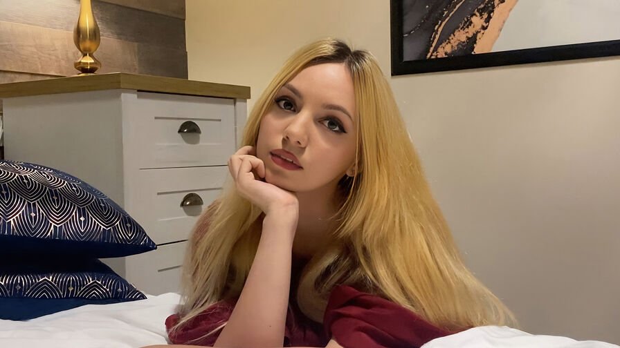 AnneSinclair